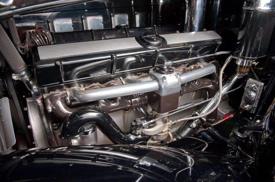  Cadillac V16 Roadster 1930 года  (фото 4 из 5)